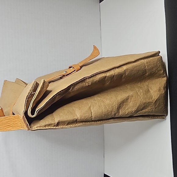 OUT OF THE WOODS -PAPER BAG LUNCH COOLER - Picture 5 of 9